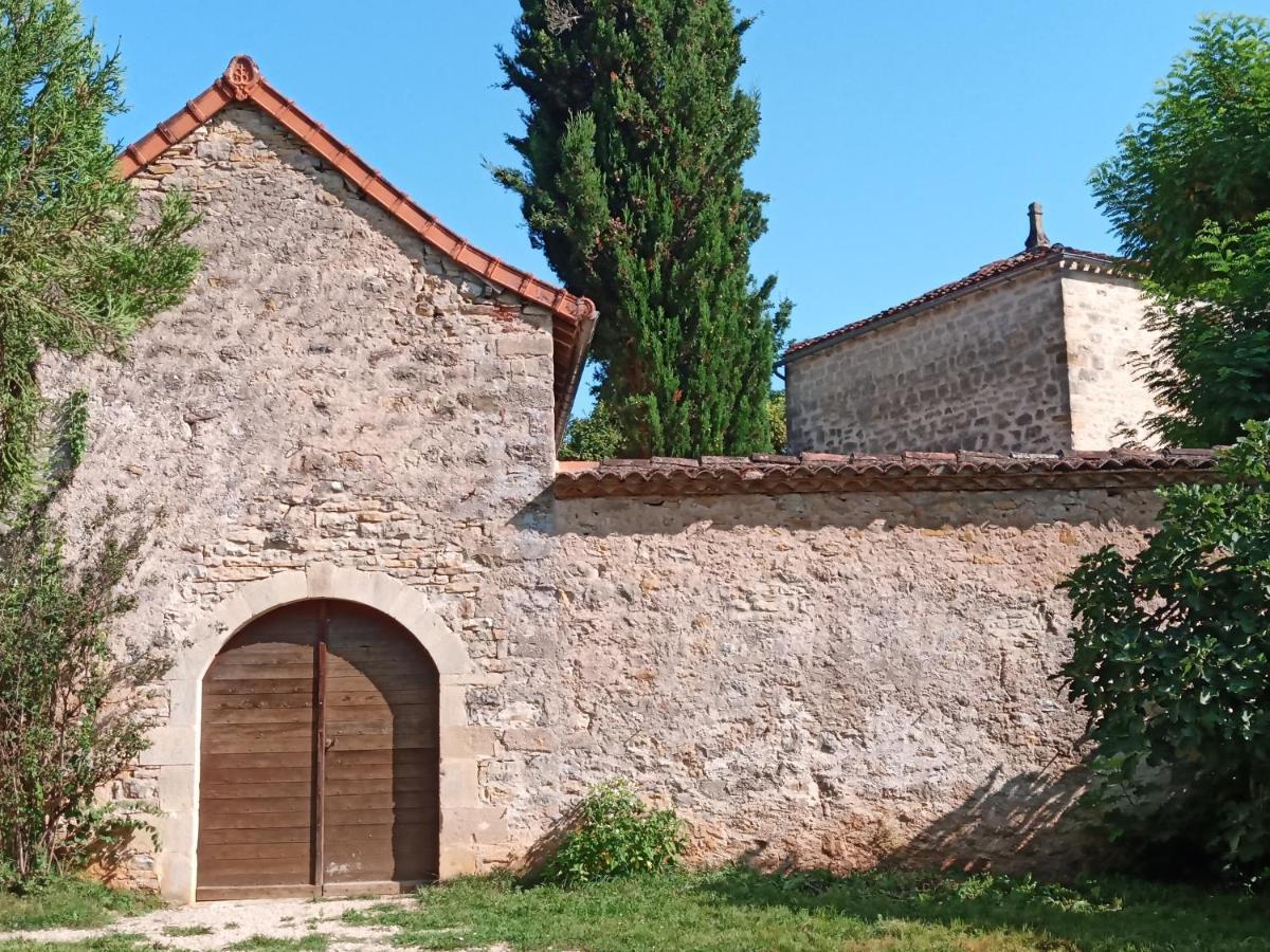 Les Granges De L Abbaye Bed and Breakfast Ginals Exteriör bild