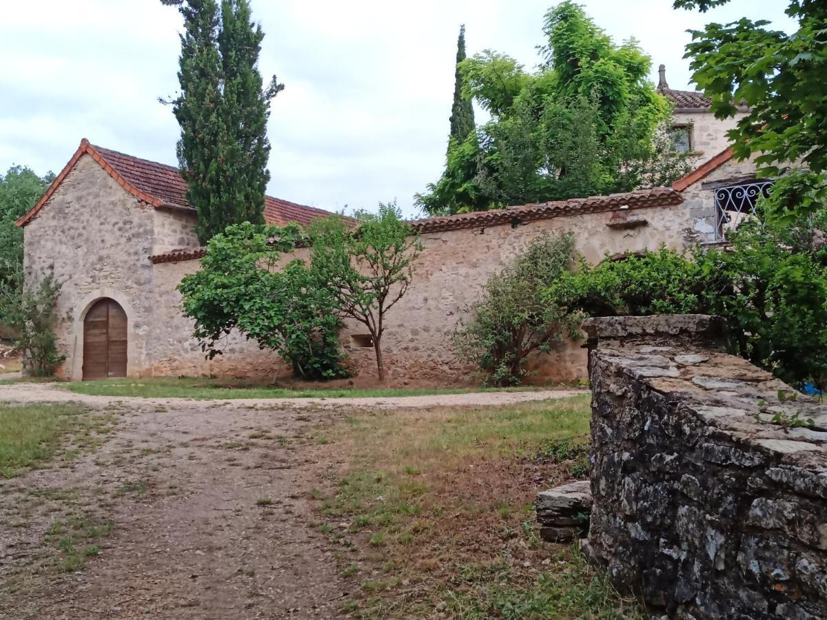 Les Granges De L Abbaye Bed and Breakfast Ginals Exteriör bild